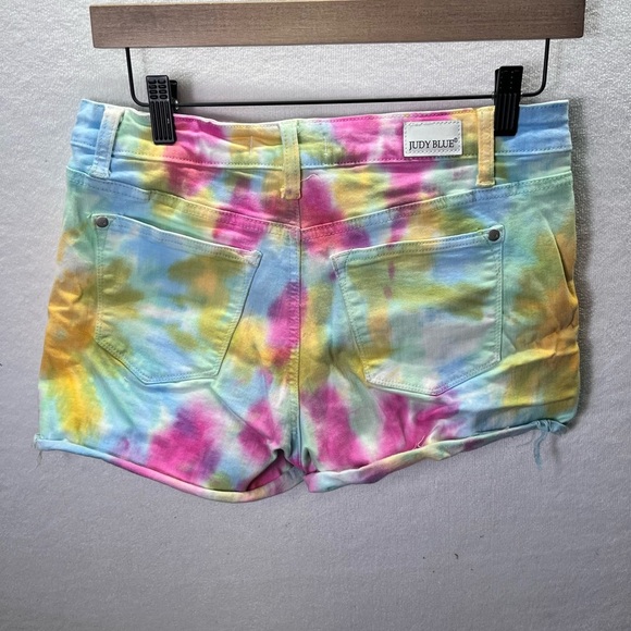 Judy Blue Swirl Tie Dye Cutoff Shorts Womens M denim Cute Stretch Summer 2182 - Picture 7 of 8